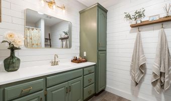 11276 Co Road A-408, Ava, MO 65608