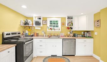 191 Main St, Alton, NH 03809