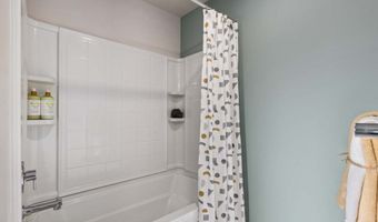 3332 165th St SE, Bothell, WA 98012