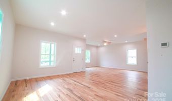 11 Berry Crest Ln, Arden, NC 28704