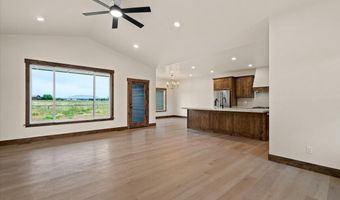1971 E Yellow Pine Ave, Athol, ID 83801