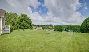 18518 Keeneland Ln, Abingdon, VA 24211