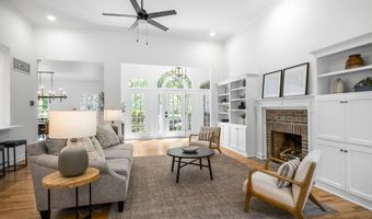 104 Red Oak Ln, Aiken, SC 29803