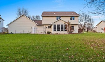 W5945 BLUE BONNET Drive, Appleton, WI 54915