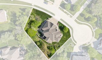 2055 Silver Maple Trl, North Liberty, IA 52317
