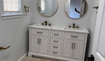 5623 GLENWOOD MEWS Dr, Alexandria, VA 22315