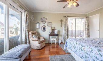 189 Driftwood Dr, City By The Sea, TX 78336