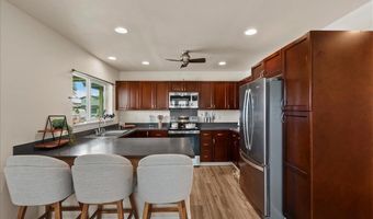 214 Alake St, Kahului, HI 96732