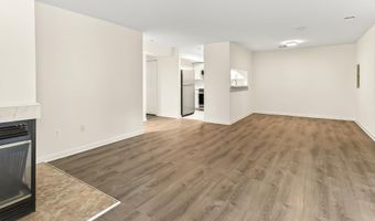 6925 MARY CAROLINE Cir H, Alexandria, VA 22310