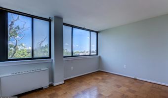 4401 CHERRY HILL Rd 66, Arlington, VA 22207