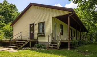 13590 Eddy Rd, Athens, OH 45701