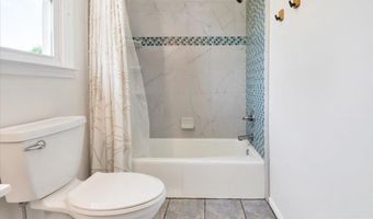 1773 KING JAMES Dr, Alabaster, AL 35007