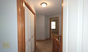 188 Greenwood Dr, Blakeslee, PA 18610