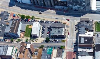 215 W 3rd St, Alton, IL 62002