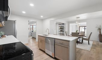 2219 N UNION St, Appleton, WI 54911