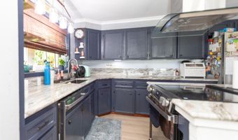 1092 Jolene Rd, Basile, LA 70515