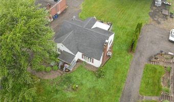 6615 Waterloo Rd, Atwater, OH 44201