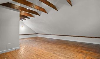 243 Maple Ave, Barrington, RI 02806