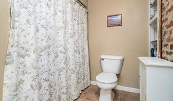 15 Central St, Ashburnham, MA 01430