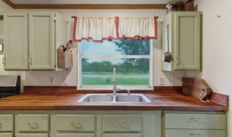 9616 Kelly Ln, Alvarado, TX 76009