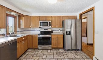 18 Continental Dr, Middletown, RI 02842