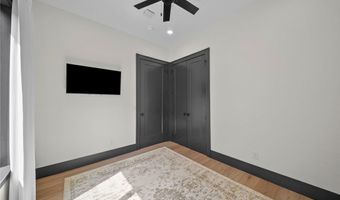 220 SE B St, Bentonville, AR 72712