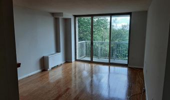 2500 N VAN DORN St 419, Alexandria, VA 22302