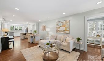 2424 Kingsbury Dr, Charlotte, NC 28205