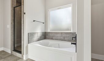 26 Carew Dr, Bella Vista, AR 72714