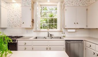 4402 WELLINGTON Blvd, Alexandria, LA 71303