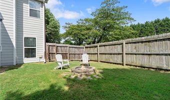 824 Port W Dr, Auburn, GA 30011