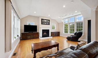 177 Jean Carol Rd, Abington, MA 02351