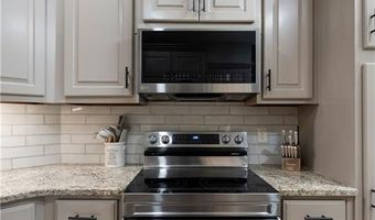 130 Riverboat Dr SW, Adairsville, GA 30103