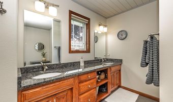 2111 Robins Nest SE, Alexandria, MN 56308