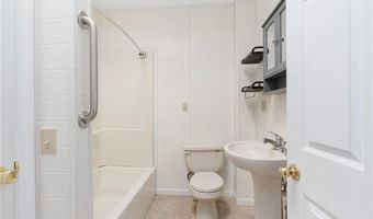1 Columbia Ave, Jamestown, RI 02835