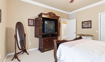 136 Riverview Dr, Anderson, MO 64831