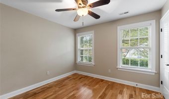 2105 Lanier Ave, Charlotte, NC 28205