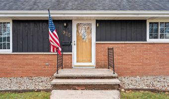925 W LINDBERGH St, Appleton, WI 54914