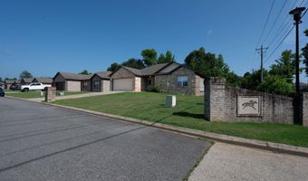 10 Grand Stand Dr, Austin, AR 72007