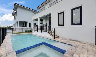 6528 SIMONE SHORES Cir, Apollo Beach, FL 33572