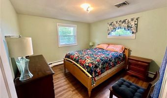 144 S Pier Rd, Narragansett, RI 02882