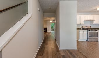 6614 Meadow Grn, Peachtree Corners, GA 30092