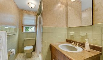 34 Berkeley Ave, Belleville, NJ 07109