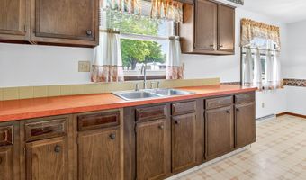 1500 E COOLIDGE Ave, Appleton, WI 54915