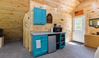 10 Rocky Top Ln, Ashland, NH 03217