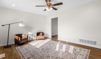 1504 Red Leaf Ln, Columbus, OH 43223