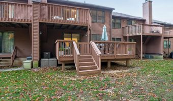 49 Pape Dr, Atlantic Highlands, NJ 07716