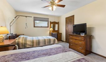 1520 Elkhorn Dr, Arlington, NE 68002