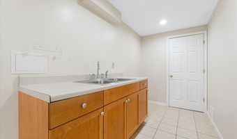 208 Kylewood Ct, Ballwin, MO 63021