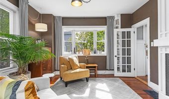 5 Dennis Ave, Cranston, RI 02905